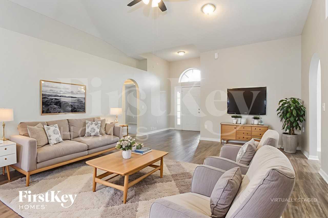 2952 Micah Ct - Photo 4 of 19