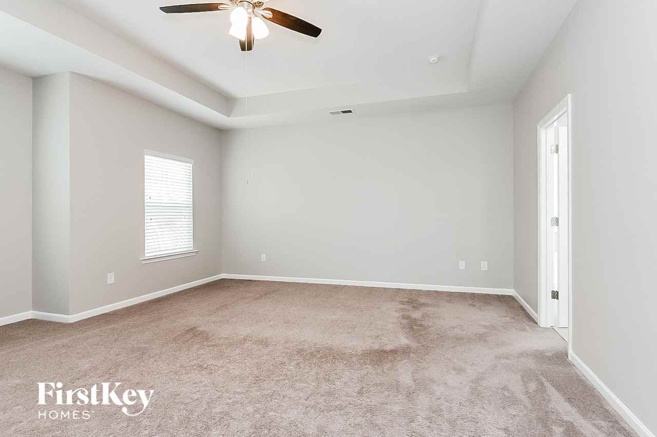 118 Cherokee Reserve Cir - Photo 7 of 15