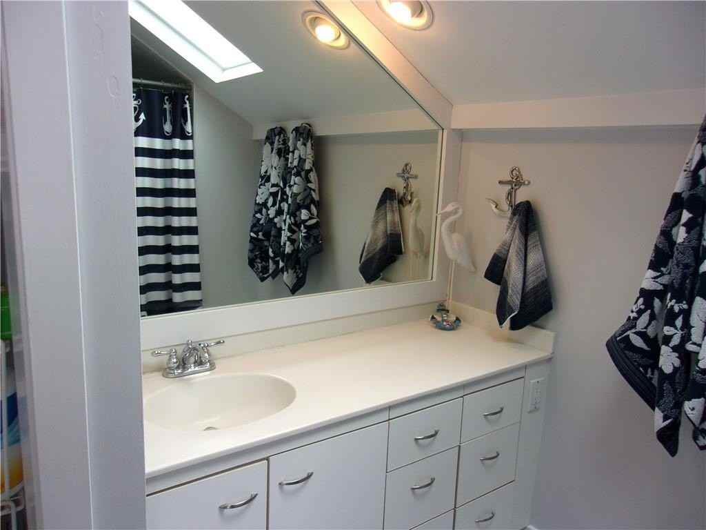 22 Dixon Street - Photo 4 of 20