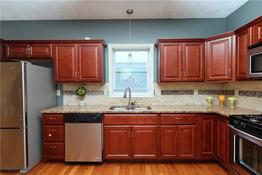 33 Mcmillen Street - Photo 4 of 30