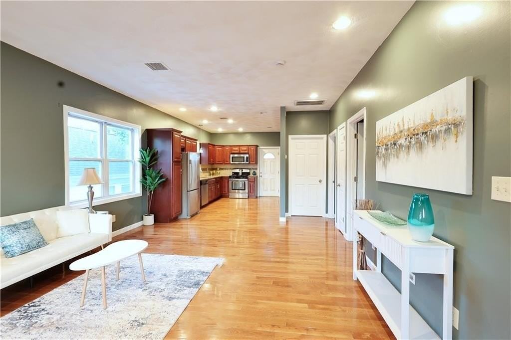 33 Mcmillen Street - Photo 7 of 30