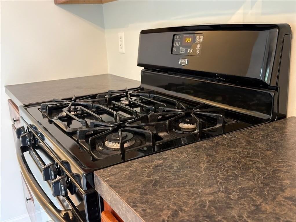 38 Rebekah Street - Photo 4 of 25