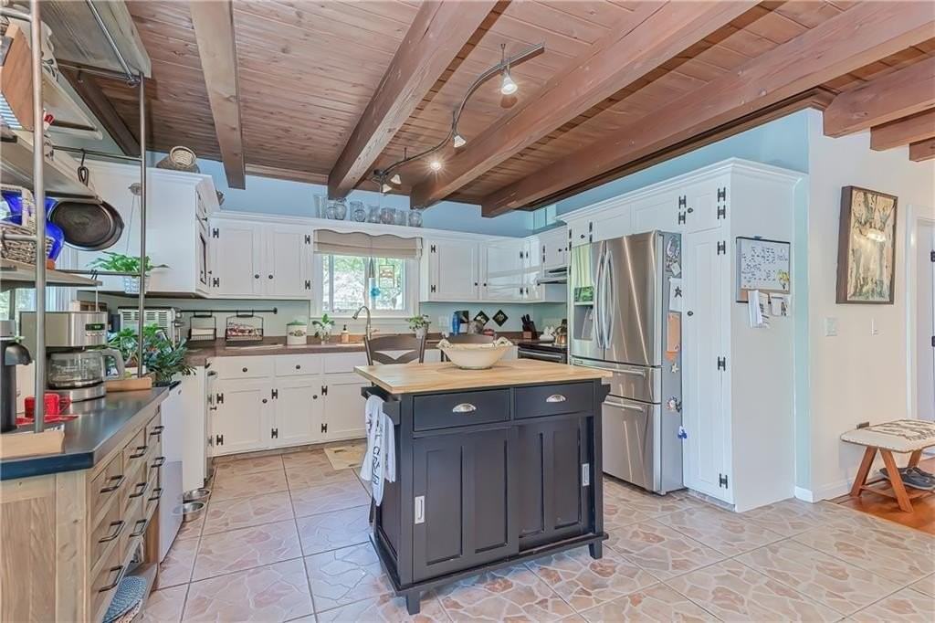 35 Fales Road - Photo 5 of 18