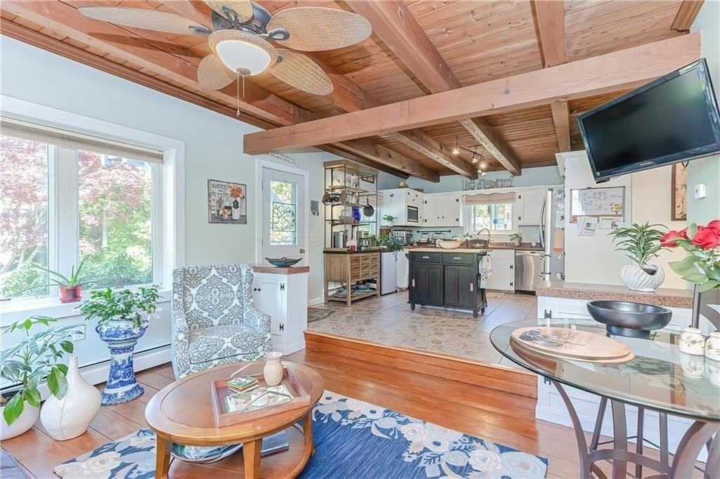 35 Fales Road - Photo 7 of 18