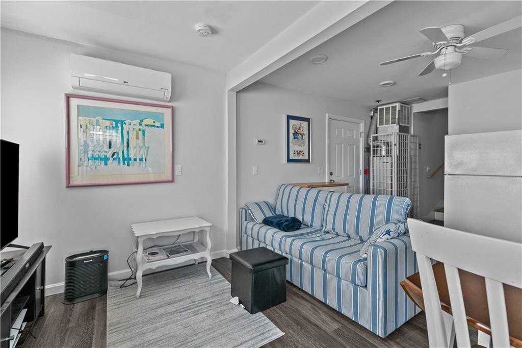 30 Warren Avenue #A - Photo 3 of 15