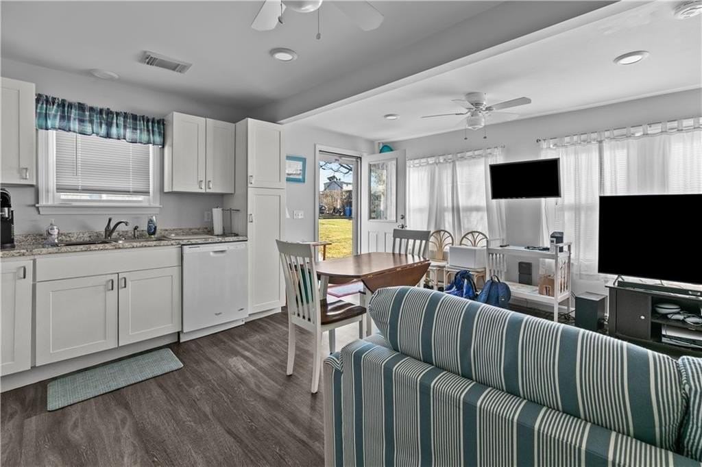 30 Warren Avenue #A - Photo 6 of 15