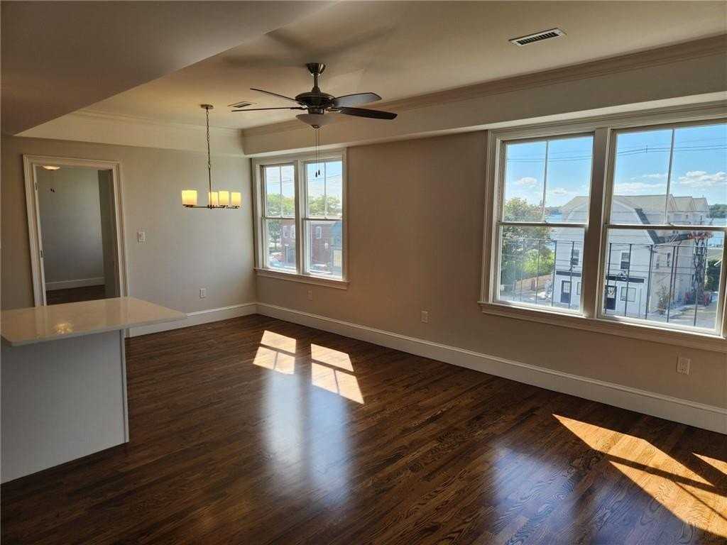 20 State Street #4 - Photo 4 of 14