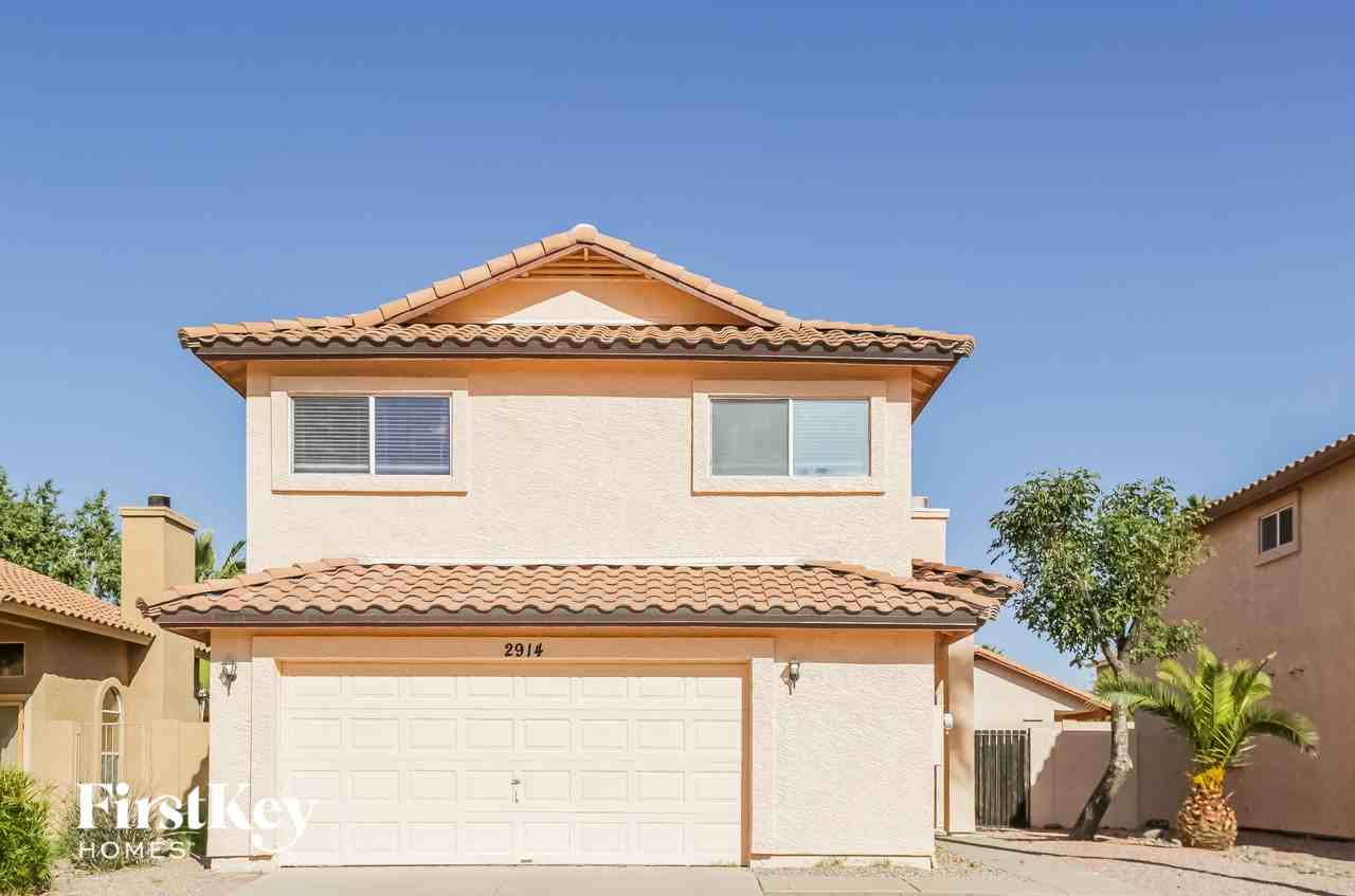 2914 East Muirwood Drive