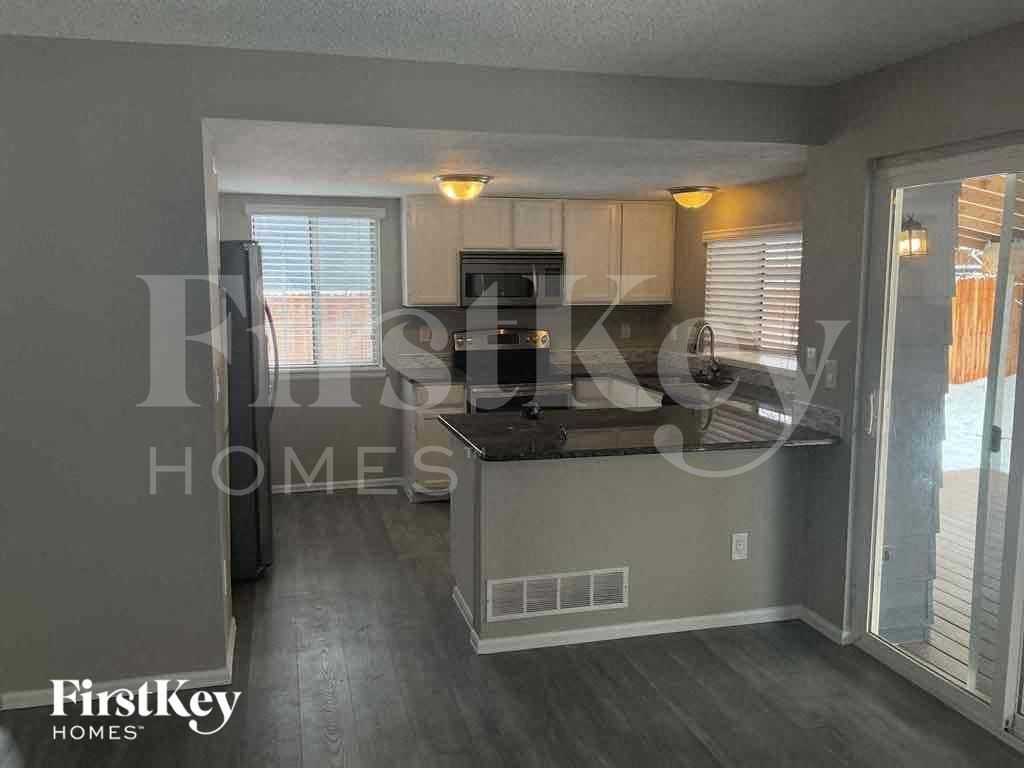 6243 Xavier St - Photo 7 of 21