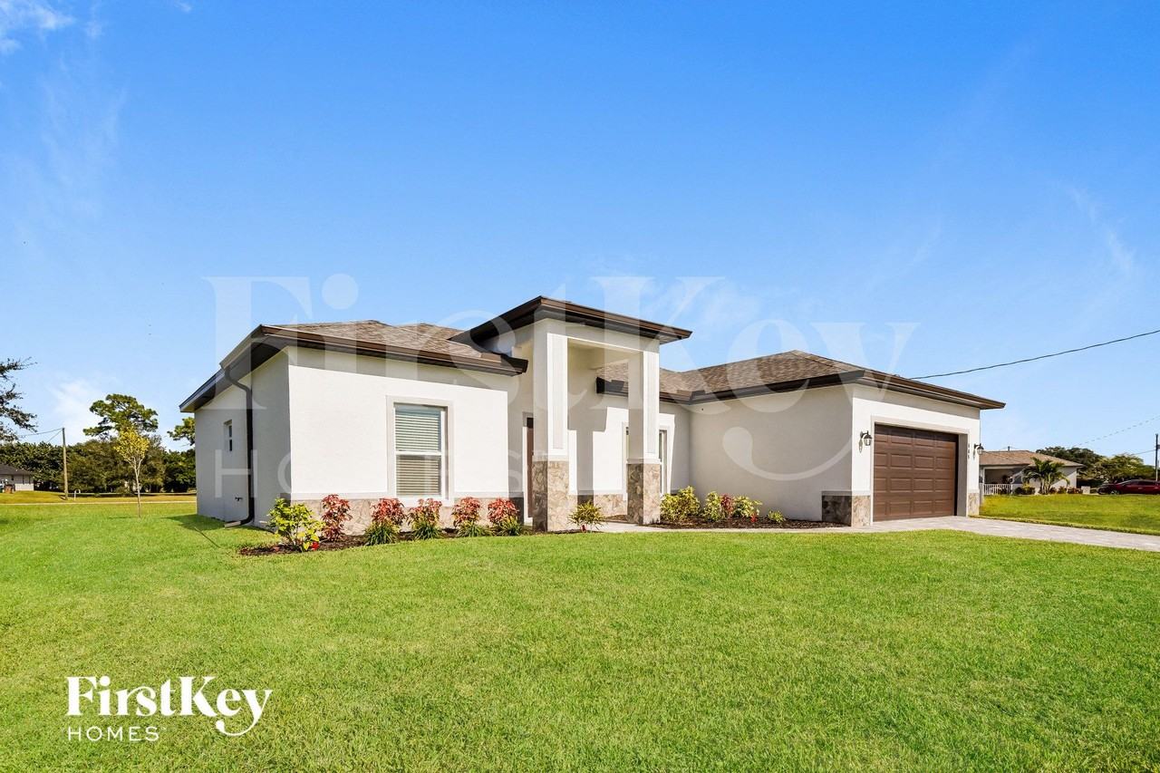 505 Nw 26th Ter - Photo 2 of 15