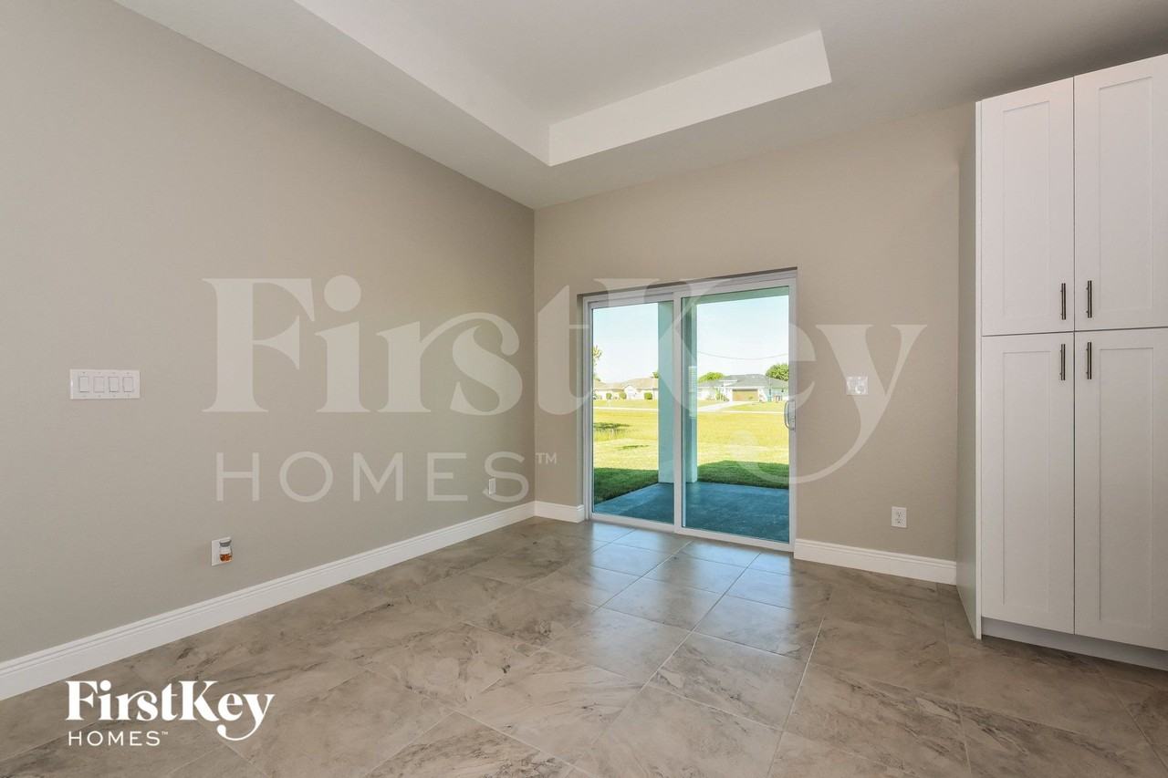 505 Nw 26th Ter - Photo 4 of 15