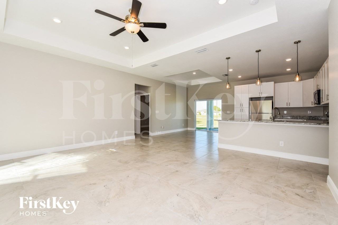 505 Nw 26th Ter - Photo 6 of 15