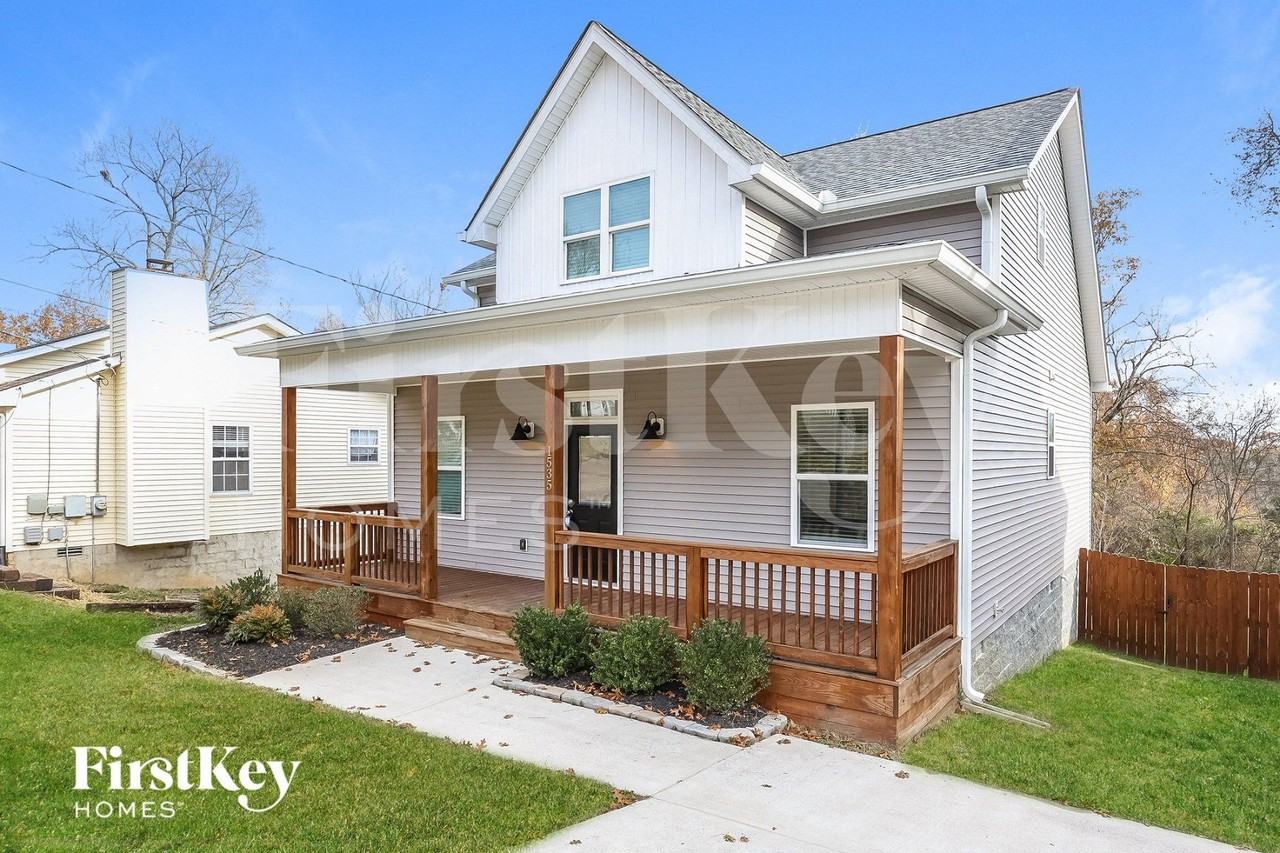 1535 Ocoee Trl - Photo 2 of 15