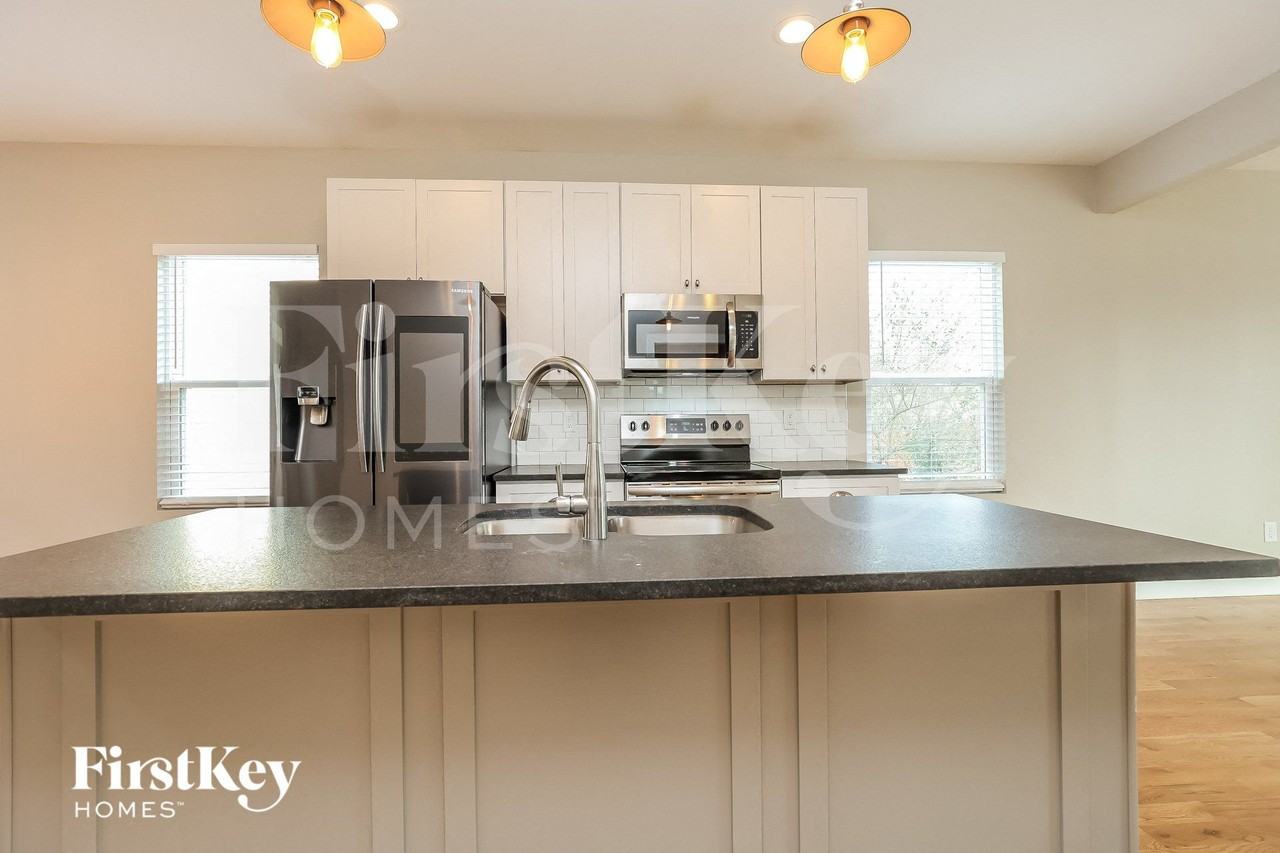 1535 Ocoee Trl - Photo 6 of 15