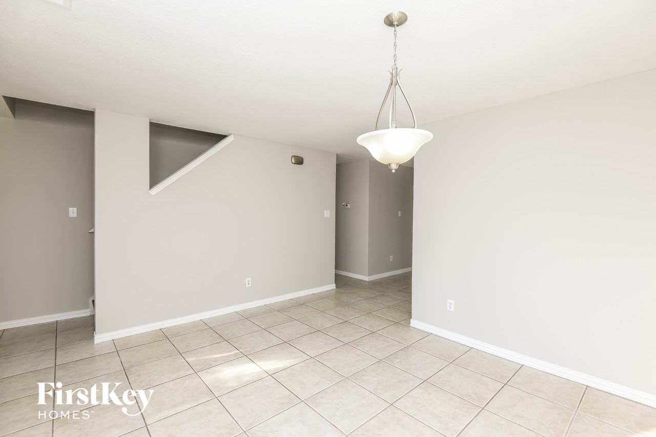 5600 Ainsdale Dr - Photo 5 of 15