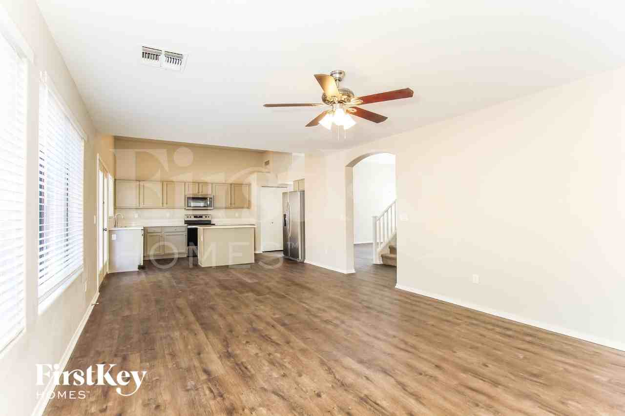 12694 W Flower St - Photo 4 of 15