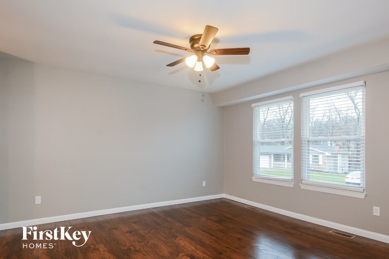 22 Oak Forest Drive - Photo 2 of 15