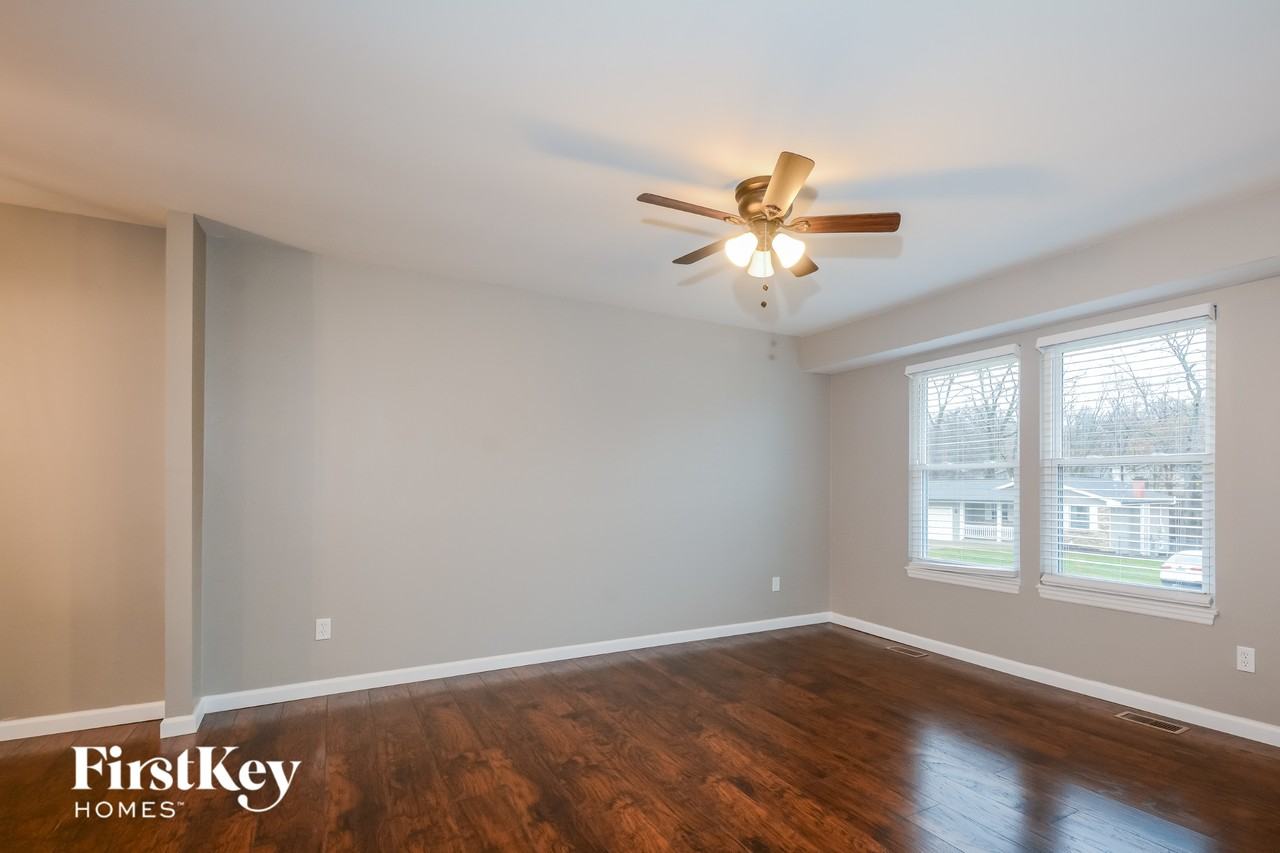 22 Oak Forest Drive - Photo 3 of 15