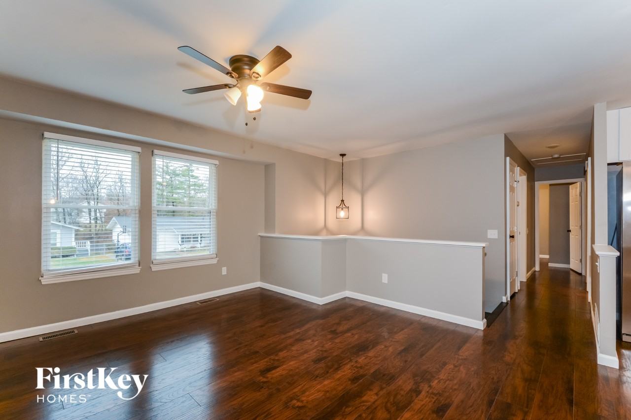 22 Oak Forest Drive - Photo 4 of 15