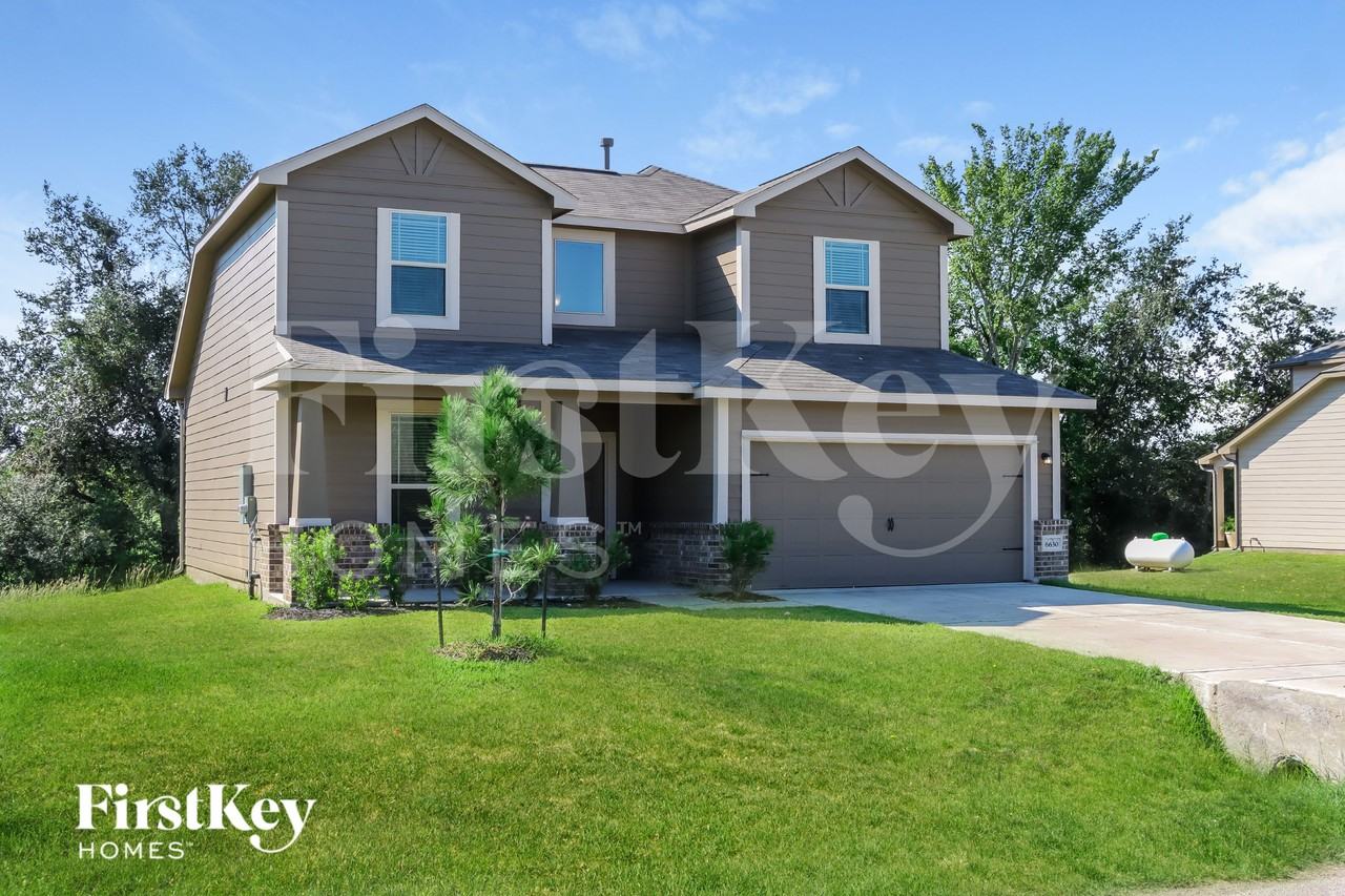 6630 Blimp Base Boulevard - Photo 2 of 18