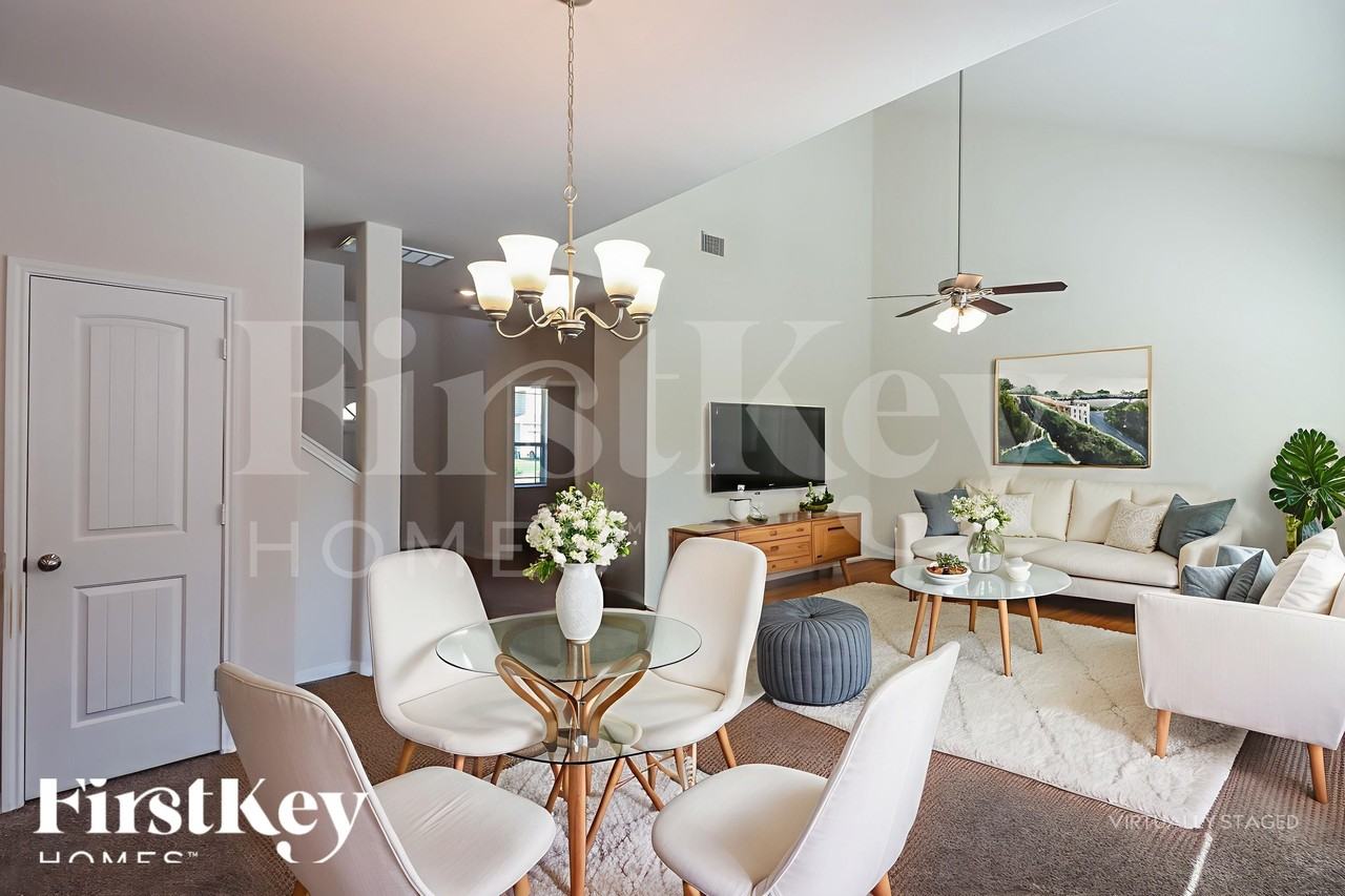 6630 Blimp Base Boulevard - Photo 7 of 18