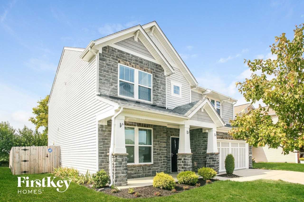 4020 Poplar Dr - Photo 2 of 15