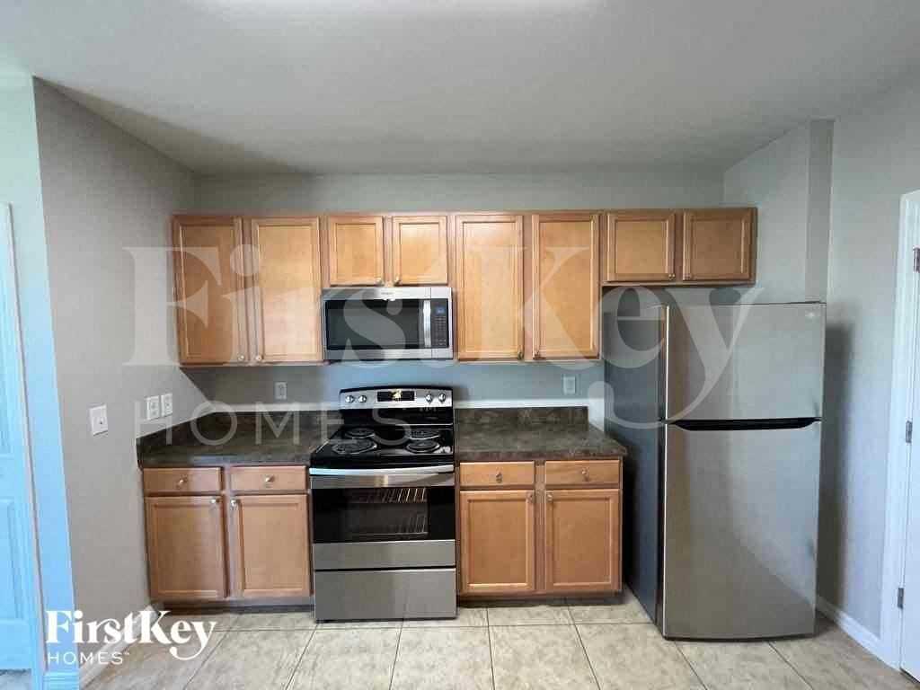 9297 Kinghill Street - Photo 5 of 11