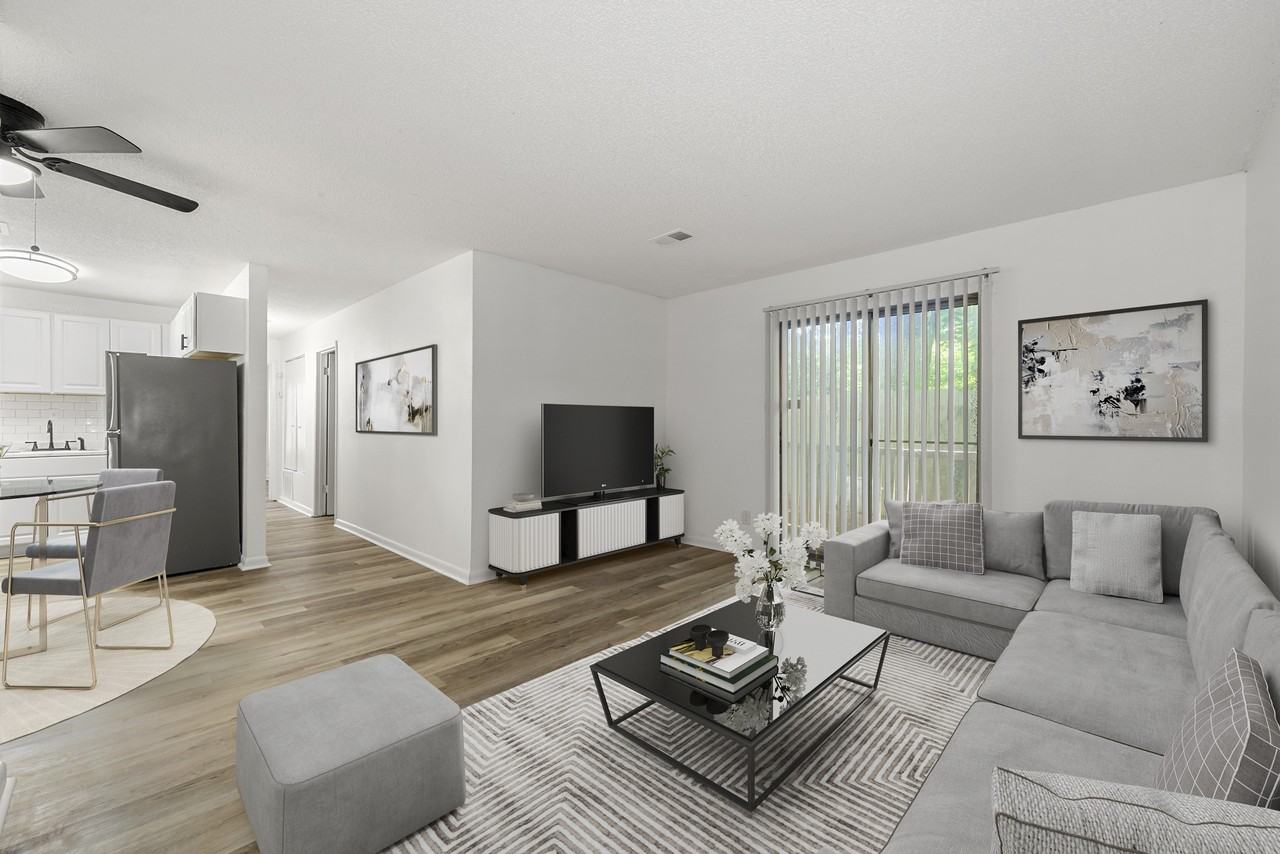 Sterling Glen Apartments - Photo 2 of 32