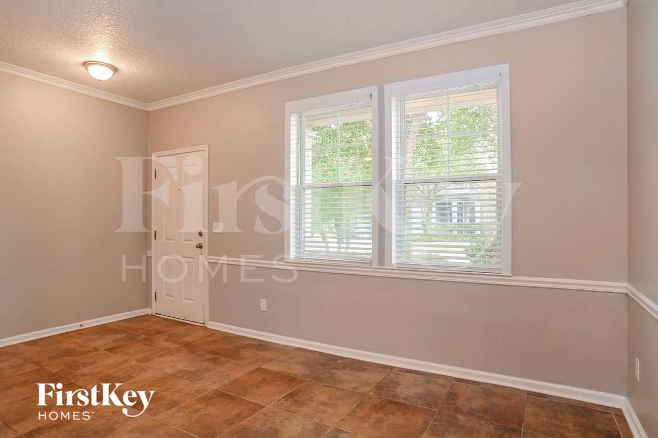 12191 Chaseborough Way - Photo 2 of 16