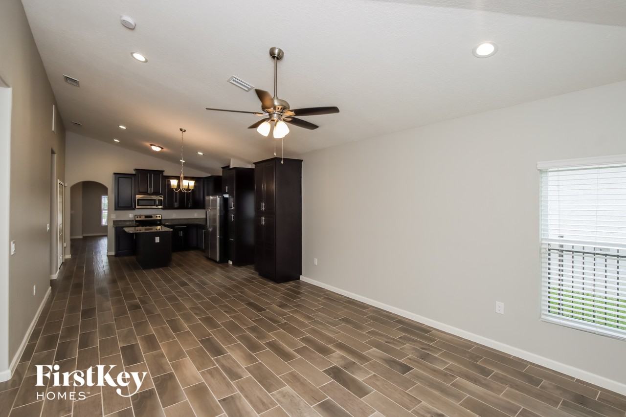 3825 Harvest Cir - Photo 3 of 15