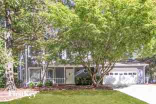 668 Slew Avenue - Photo 1 of 1