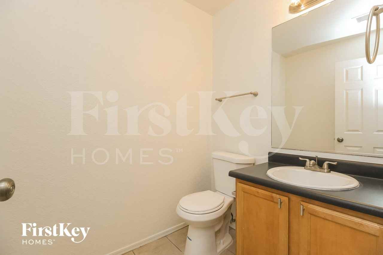 2278 E Spruce Dr - Photo 7 of 15