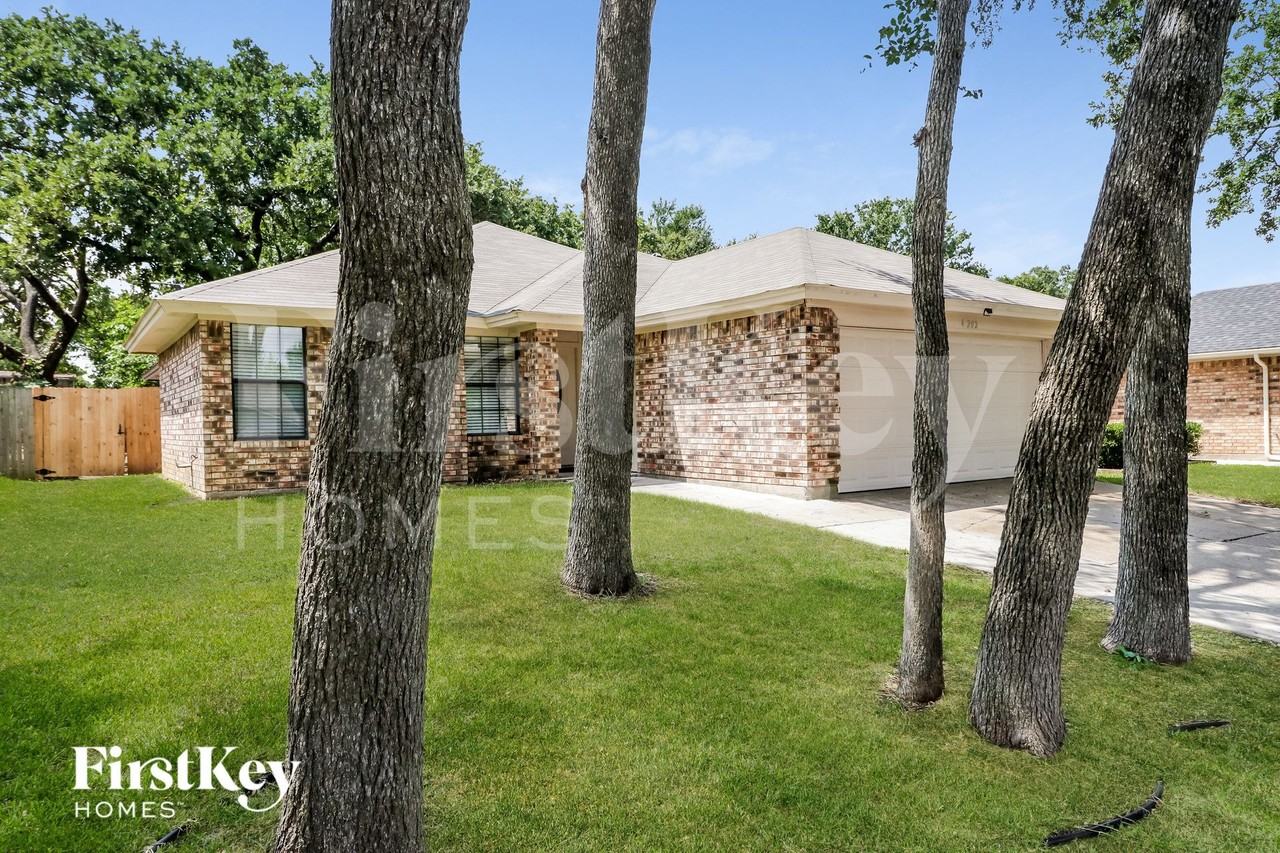 4202 Rye Glen Drive - Photo 2 of 15