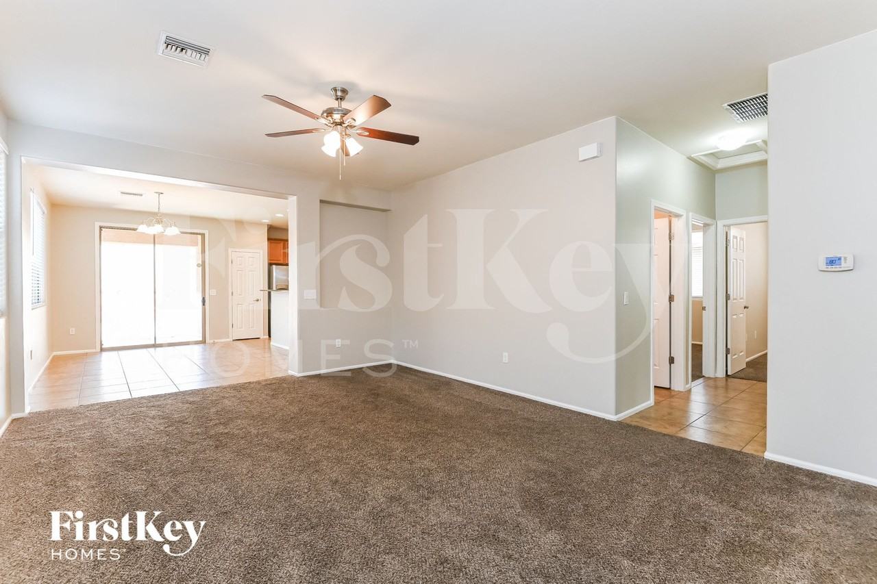 3246 Lakeside Ridge Loop - Photo 2 of 15