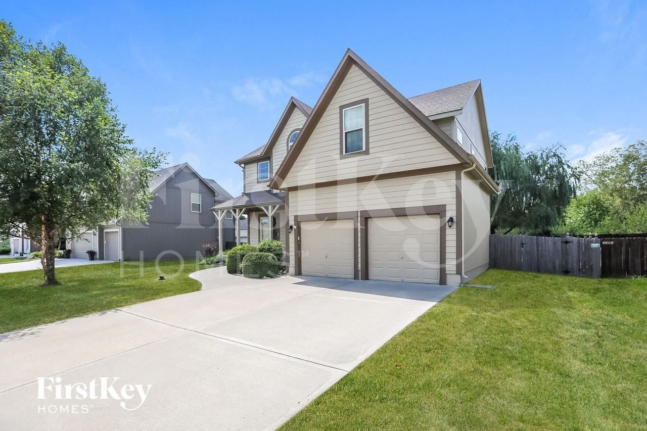 500 River Birch Road - Photo 2 of 15