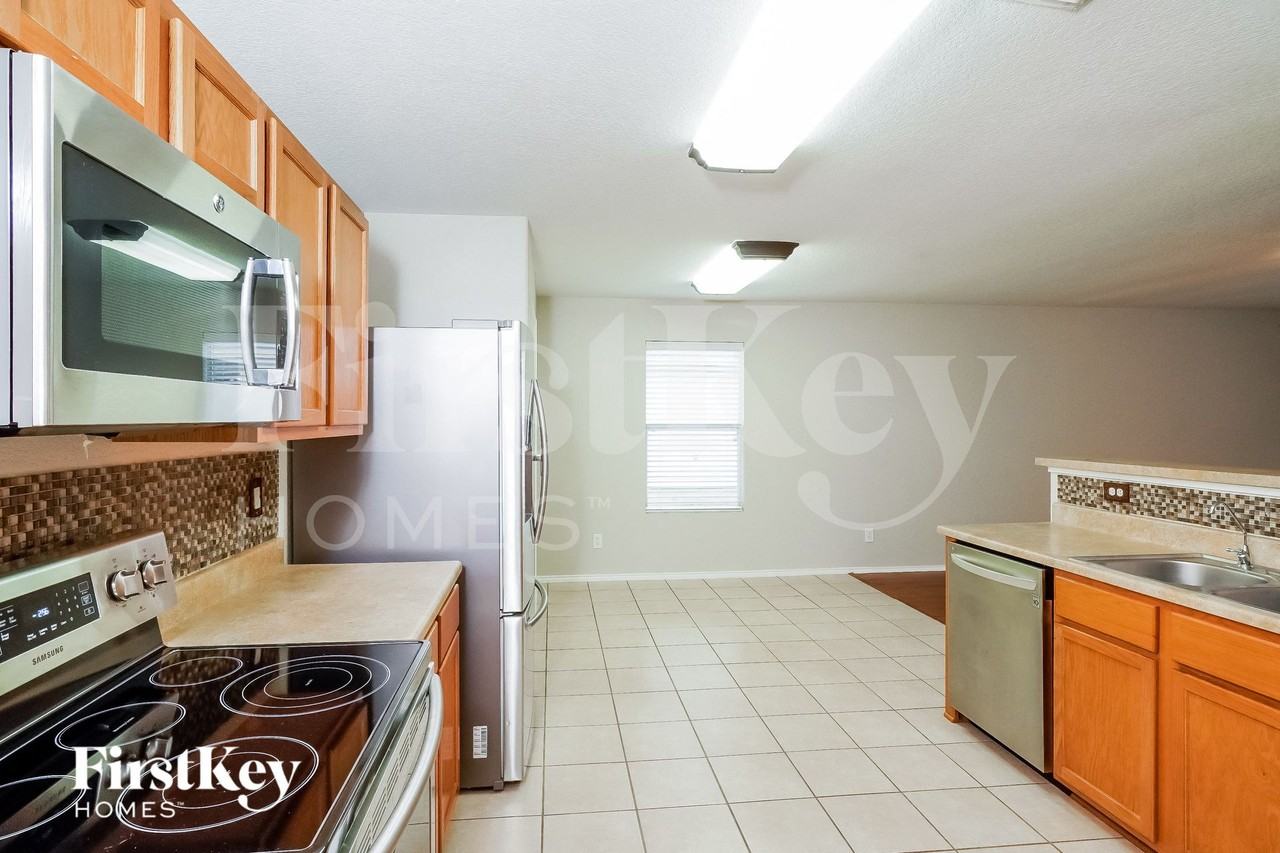 112 Rustic Acres - Photo 6 of 15