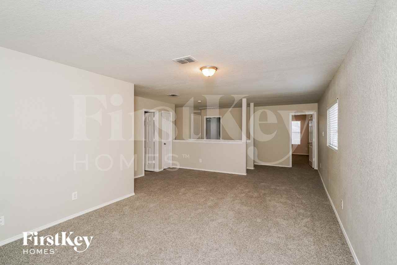 112 Rustic Acres - Photo 7 of 15