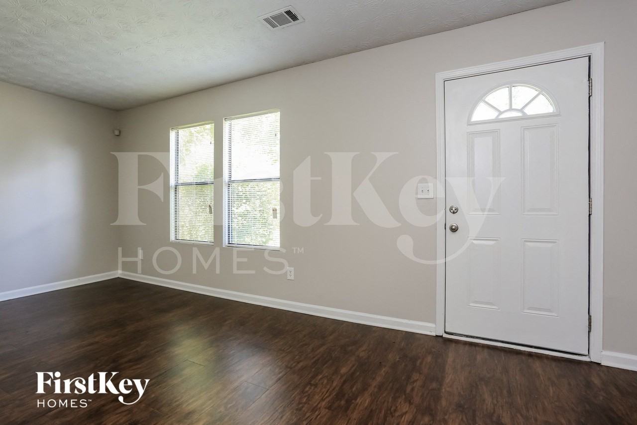 3871 Mcgill Ln - Photo 5 of 15