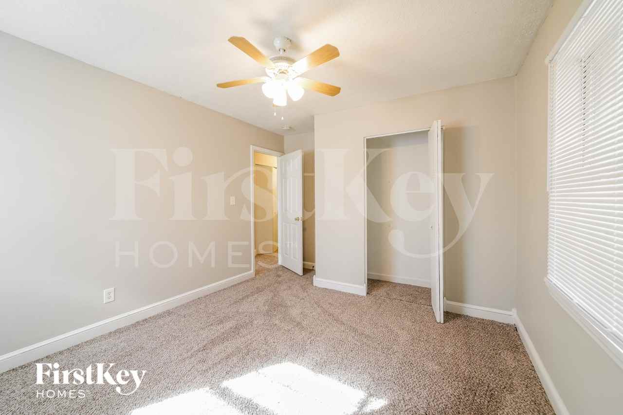 1905 Burfordi Dr Sw - Photo 7 of 15