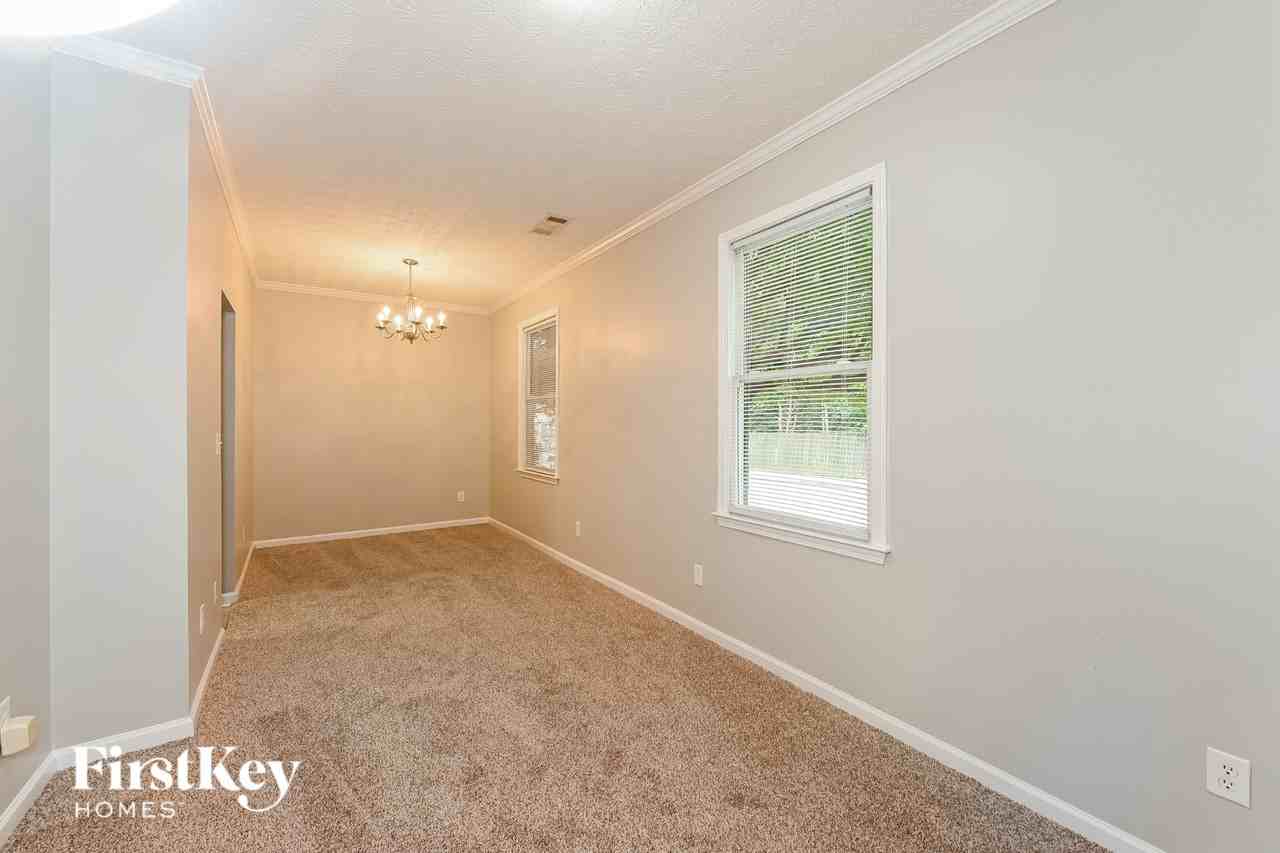 1715 Taylor Ave - Photo 2 of 16