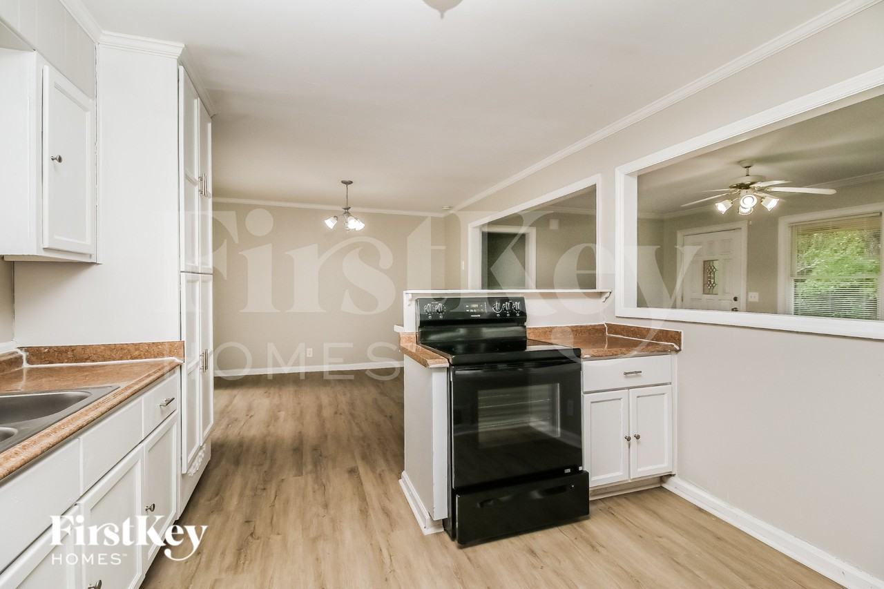 1470 Mountain View Cir Nw - Photo 6 of 16