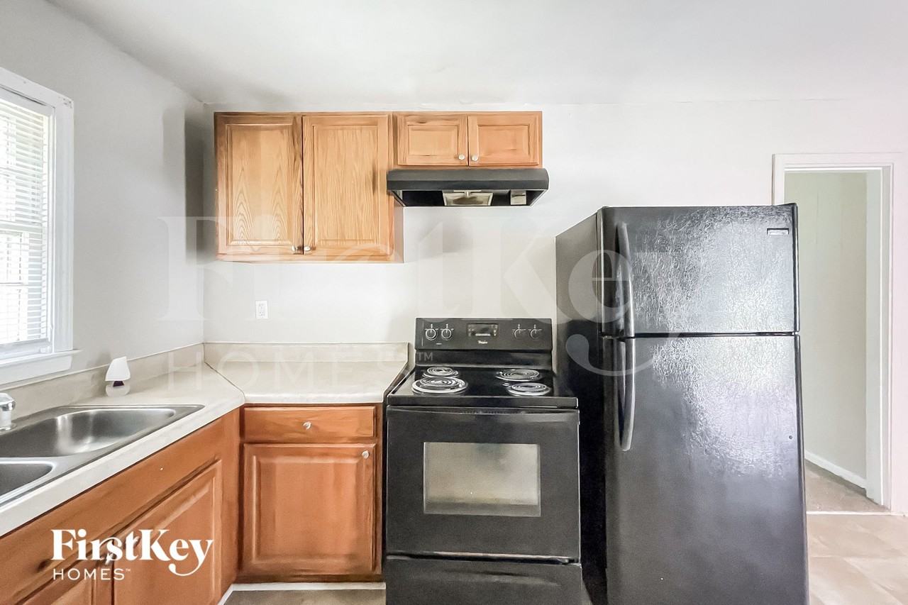 1107 Indale Pl Sw - Photo 6 of 15