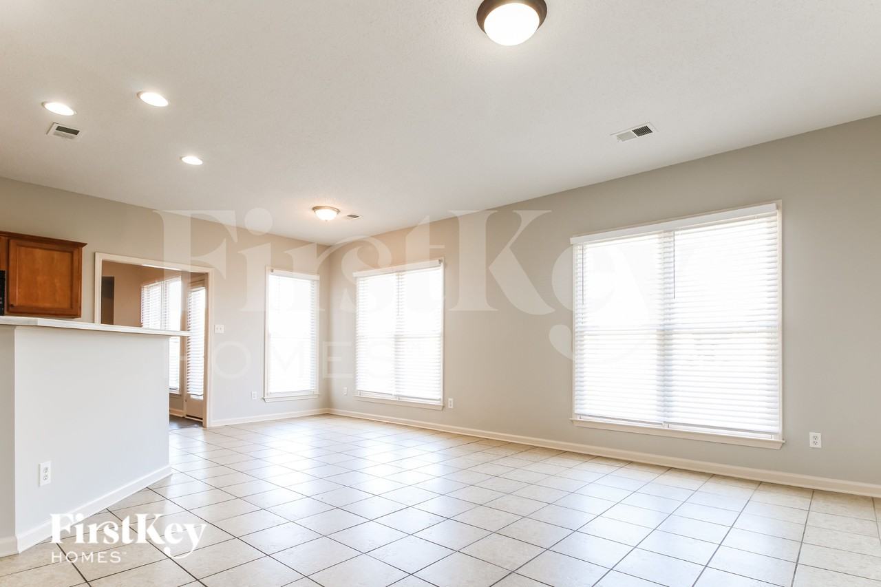 9410 Afton Grove Rd - Photo 6 of 16