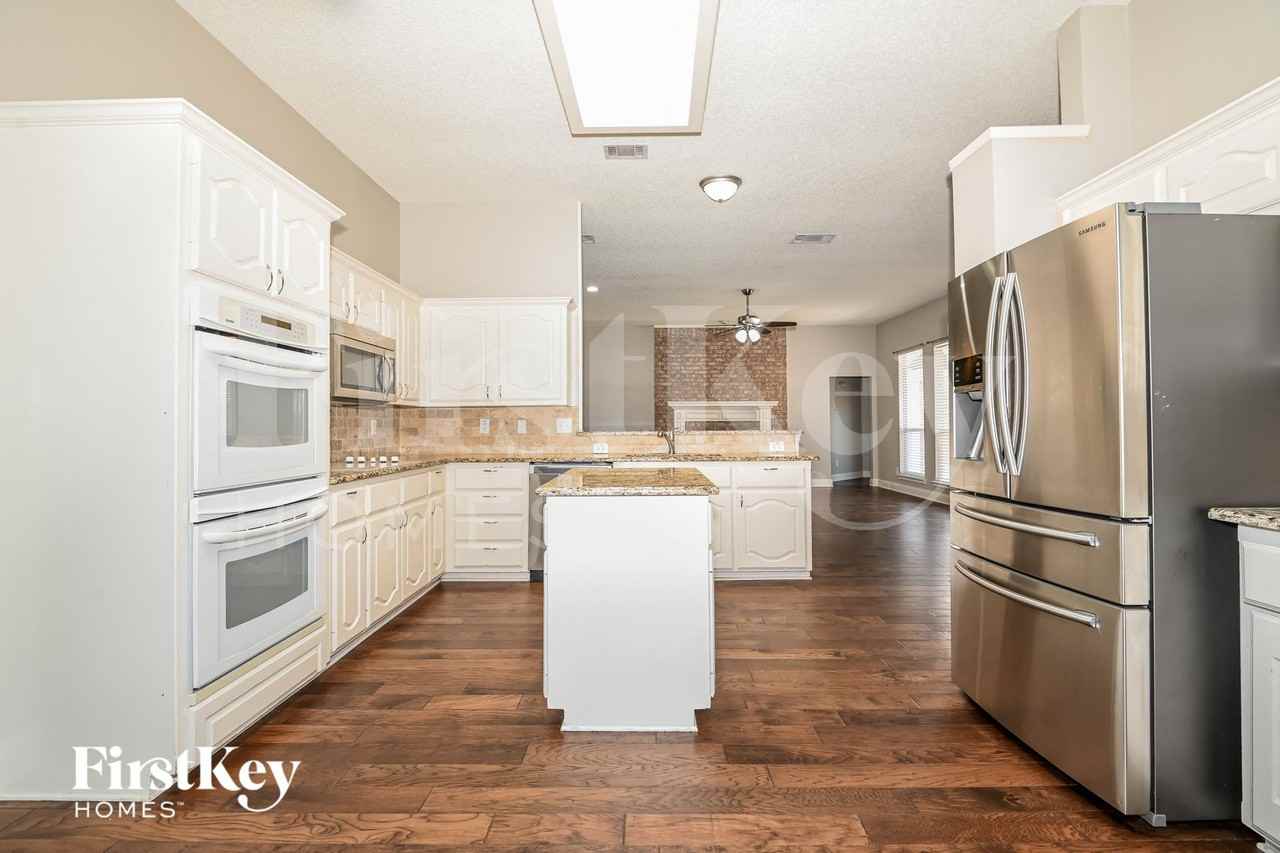 4213 Baystone Ct - Photo 6 of 15