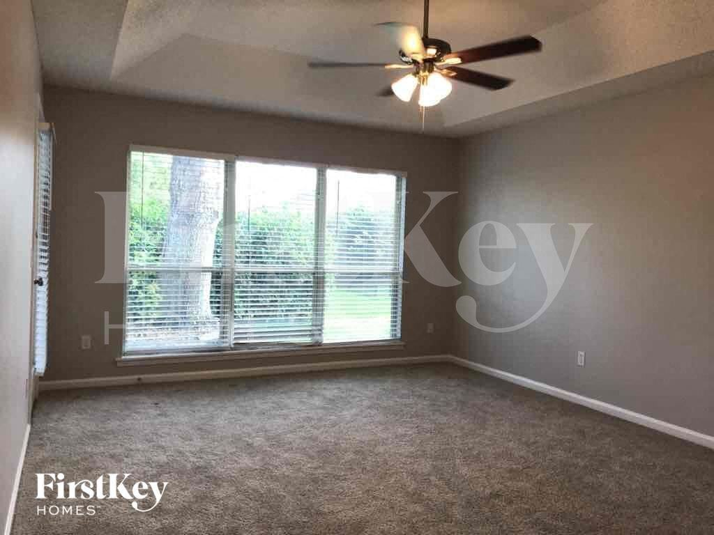 1508 Quail Wood Ct - Photo 6 of 14