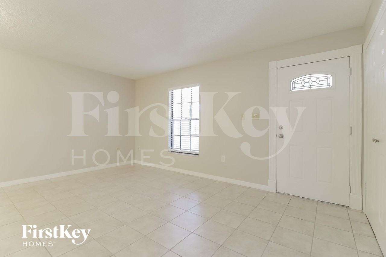 5210 Holden Rd - Photo 2 of 15