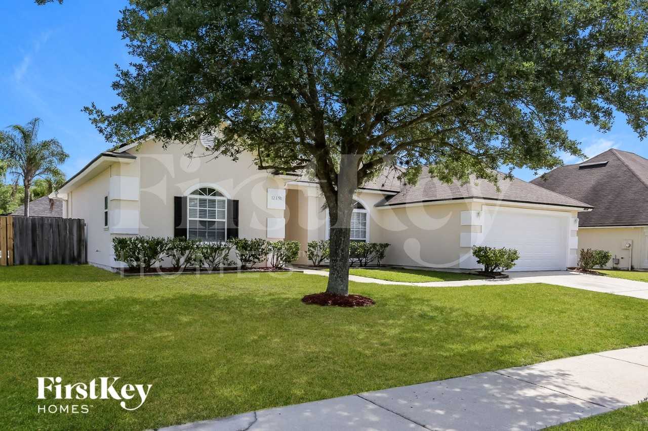 12651 Shirley Oaks Dr - Photo 2 of 15