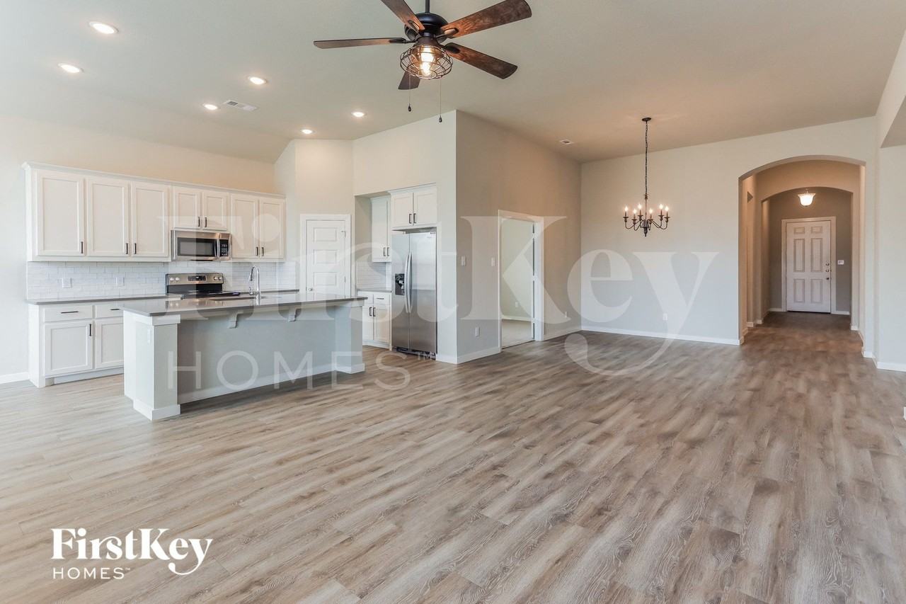 2107 Slow Stream Dr - Photo 2 of 15