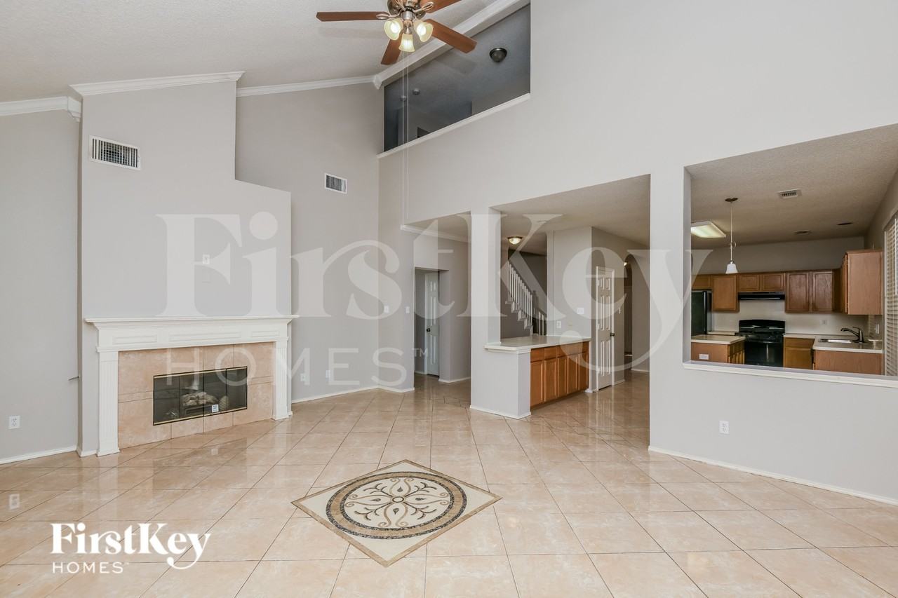 6224 Bowin Drive - Photo 2 of 16