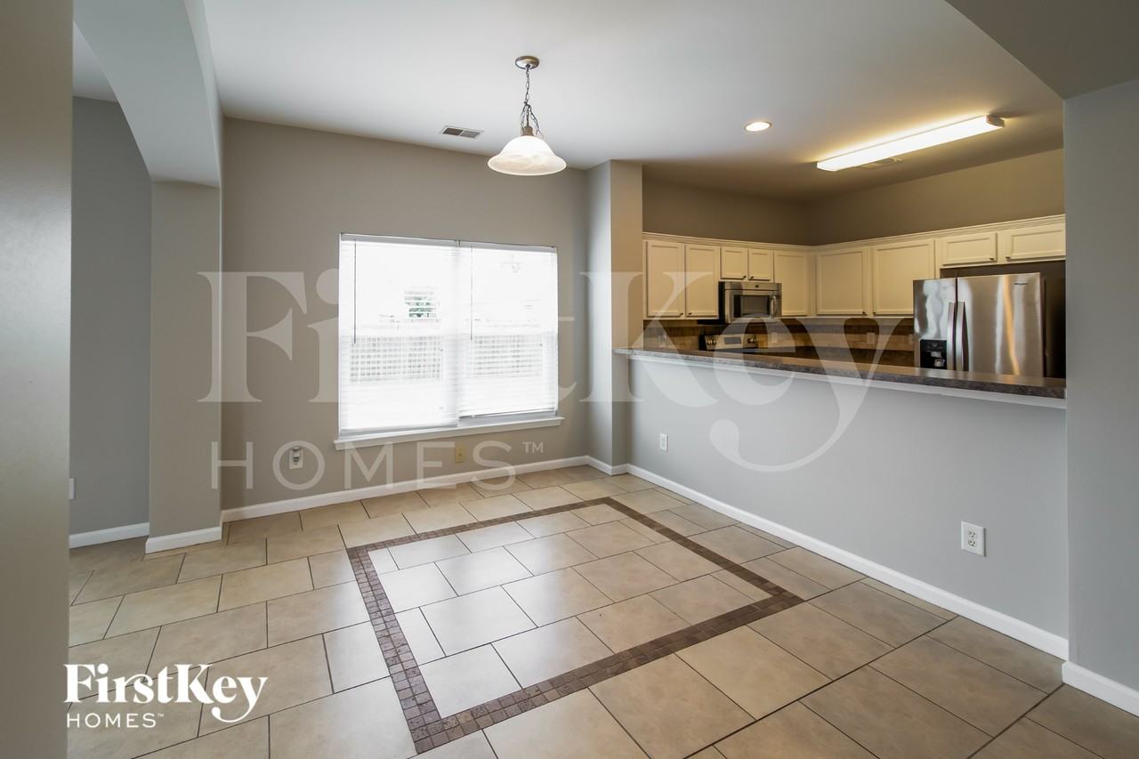 113 Summer View Rd - Photo 6 of 15